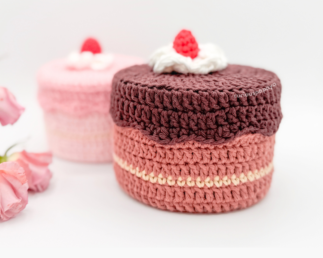 Free Crochet Pattern - Cake Box