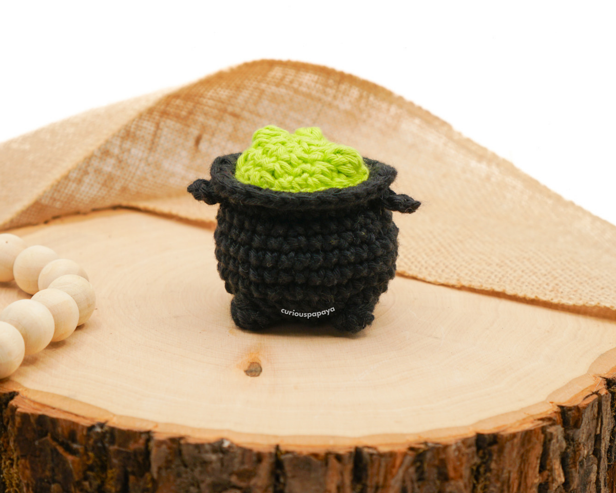 Free Crochet Pattern - Cauldron – curiouspapaya