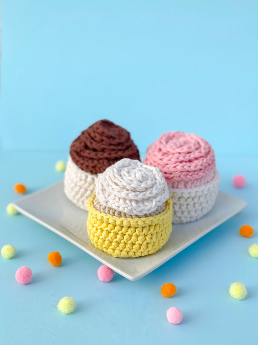 Free Crochet Pattern - Mix and Match Cupcakes